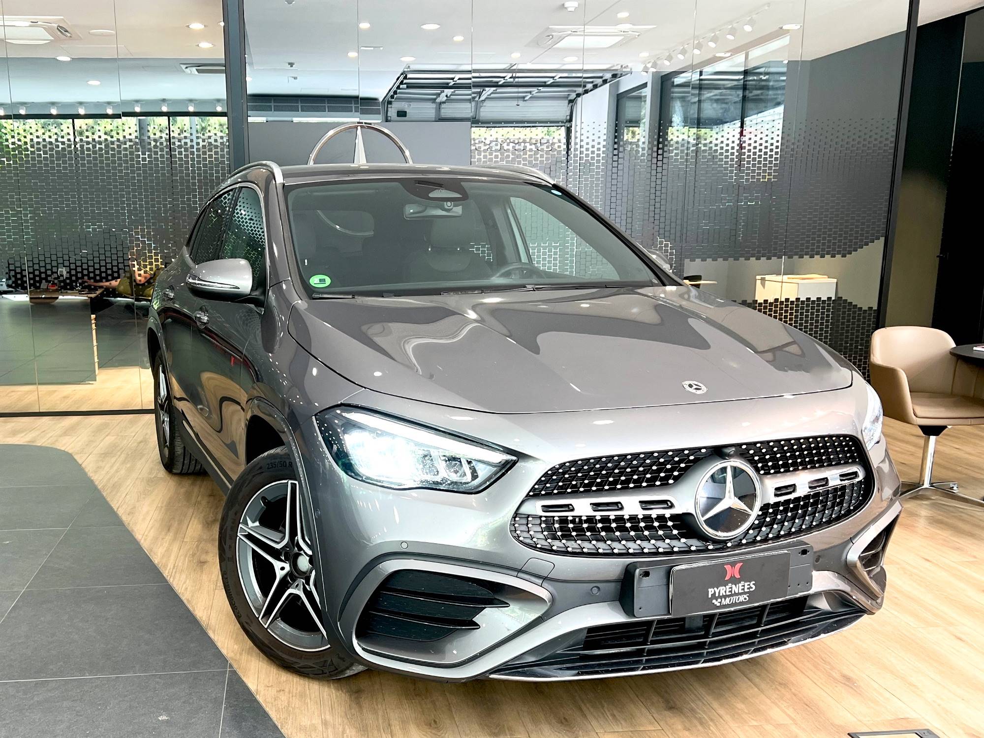 Mercedes-Benz GLA 250 E 