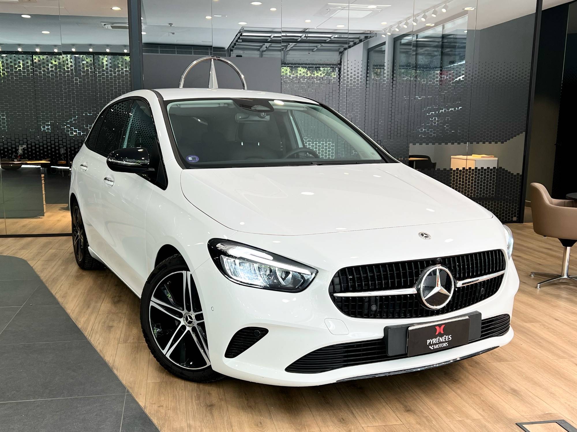 Mercedes-Benz B 200 