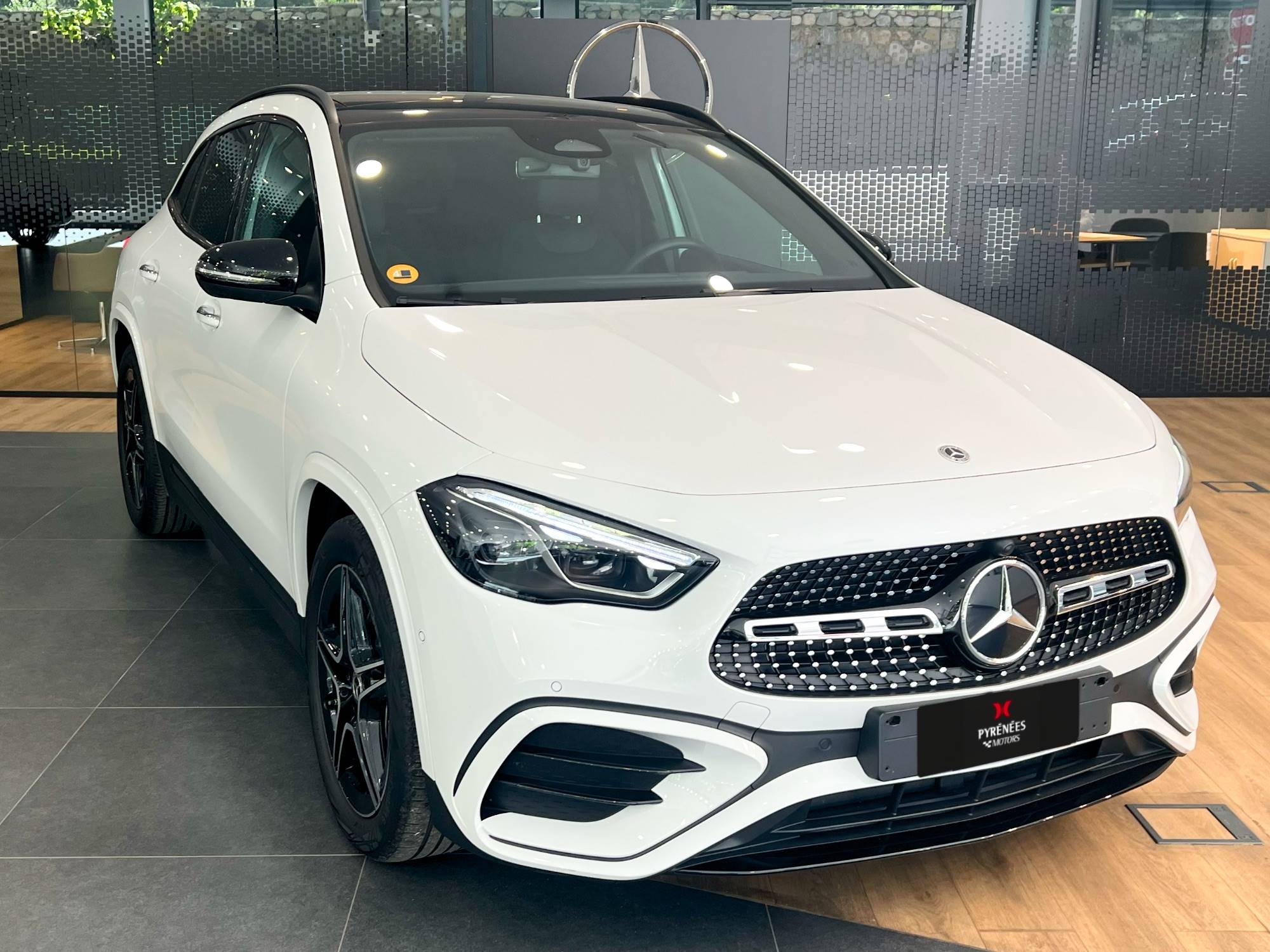 Mercedes-Benz GLA 220 D 4MATIC