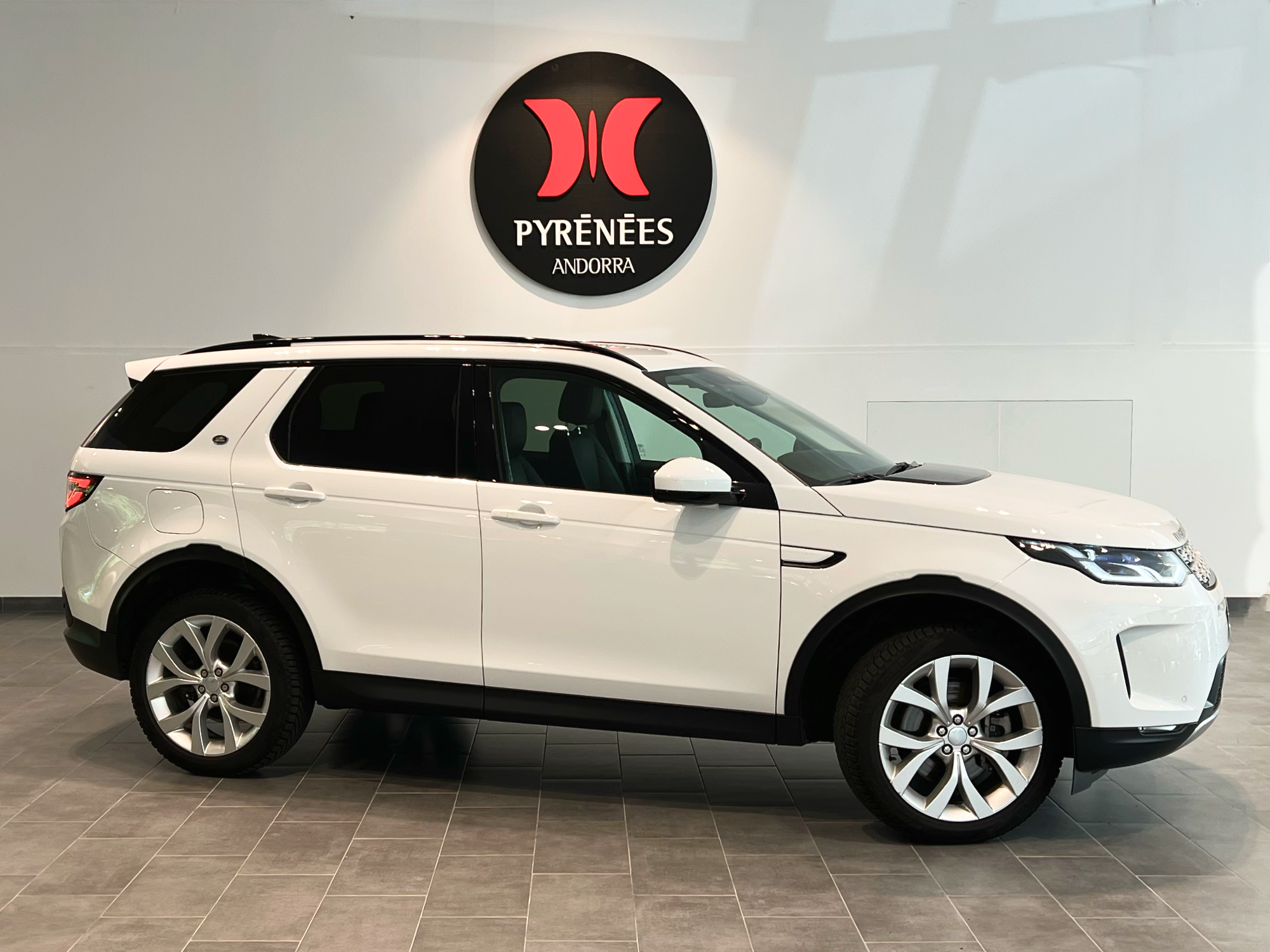 Land Rover Discovery Sport SE 204D