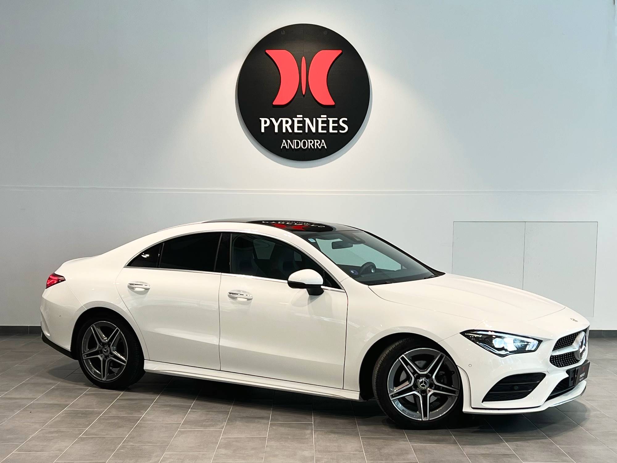 Mercedes-Benz CLA 180 Auto