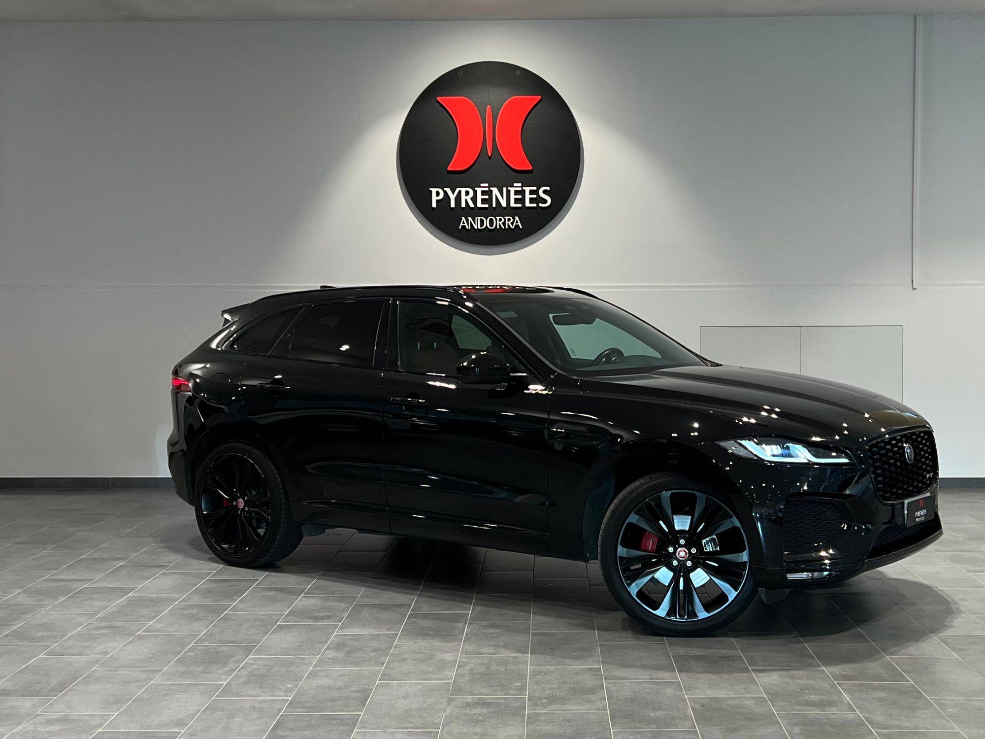 Jaguar F-Pace HSE PS250