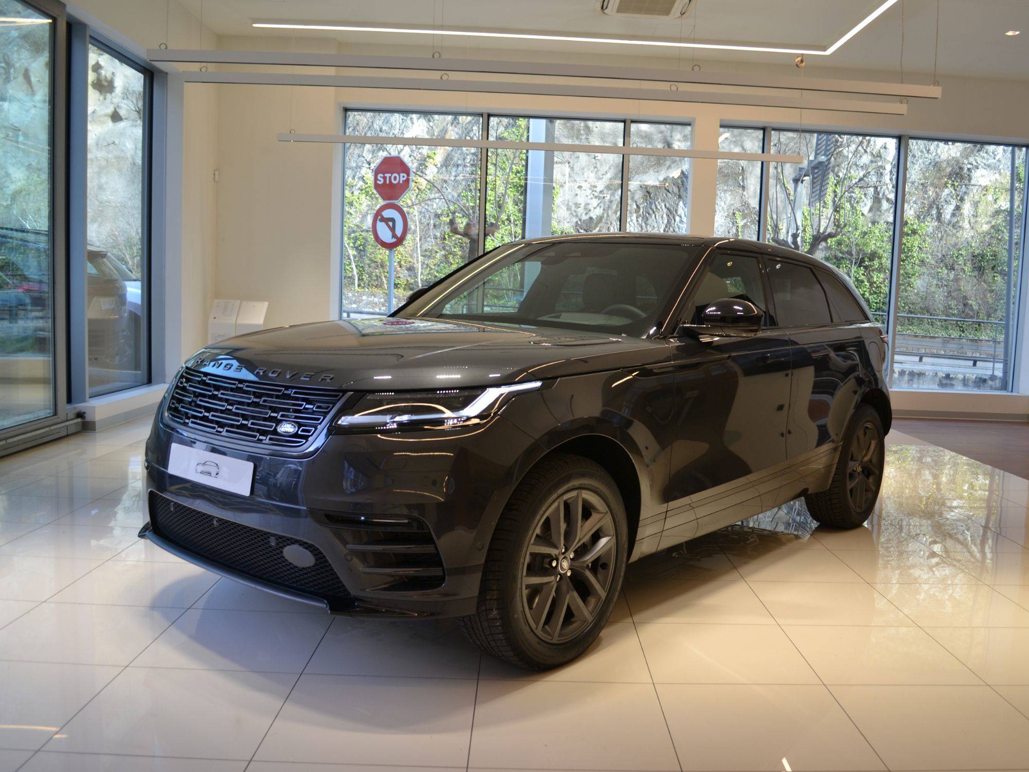 Land Rover Range Rover Velar R Dynamic SE PHEV