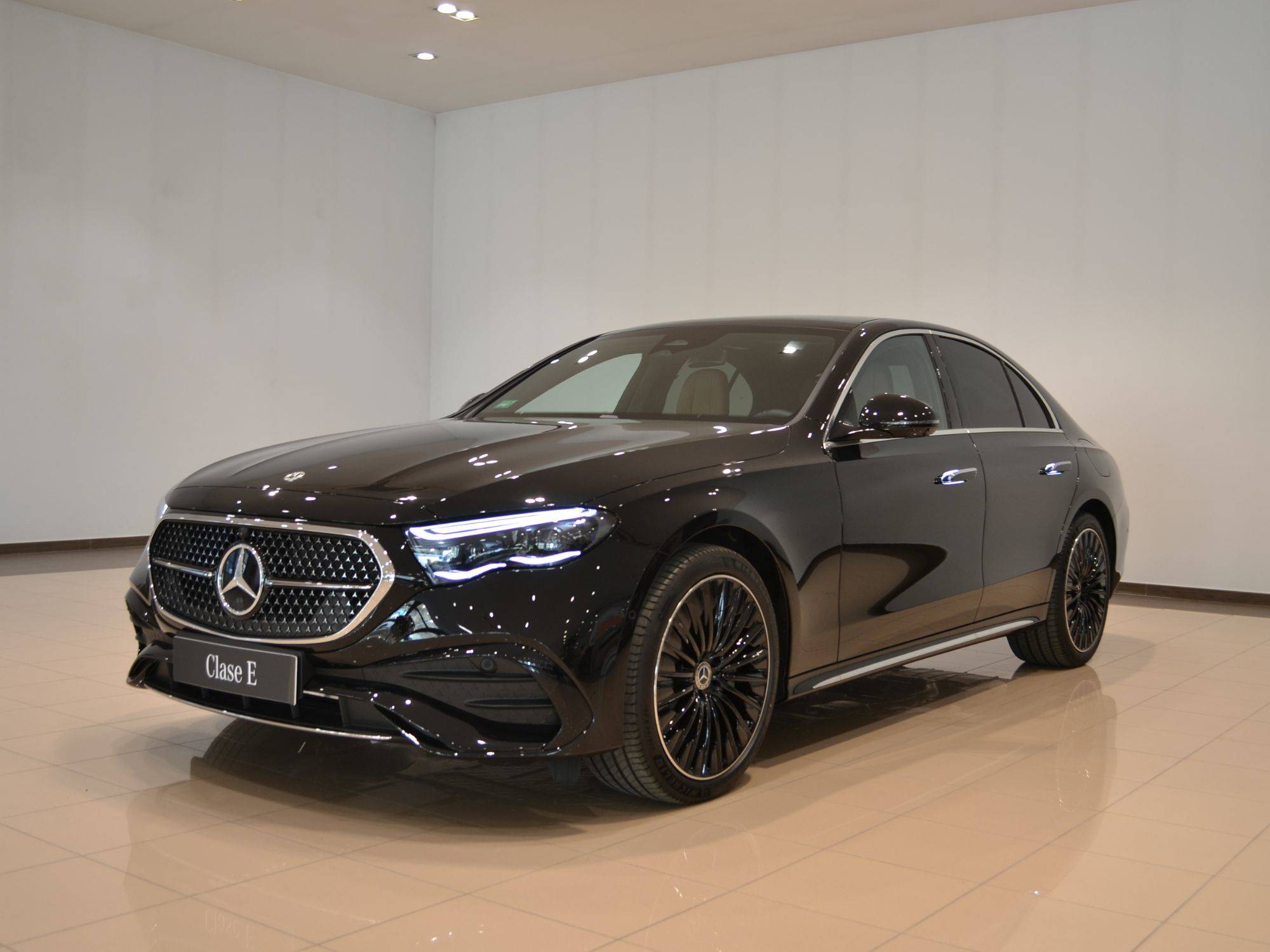 Mercedes-Benz Clase E Berlina 300 e Hibrid gasolina endollable