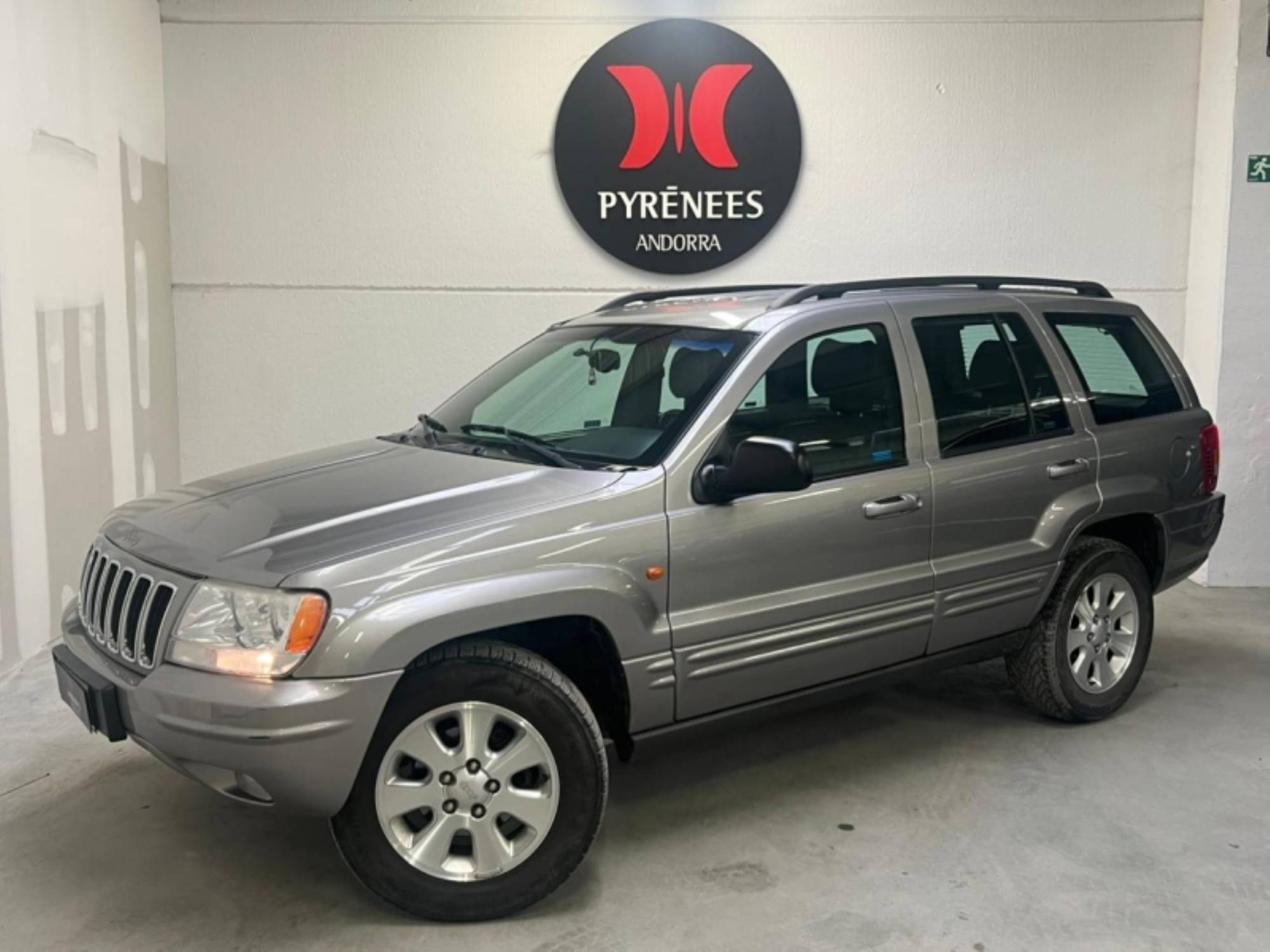 Jeep Grand Cherokee Limited 4.7 V8