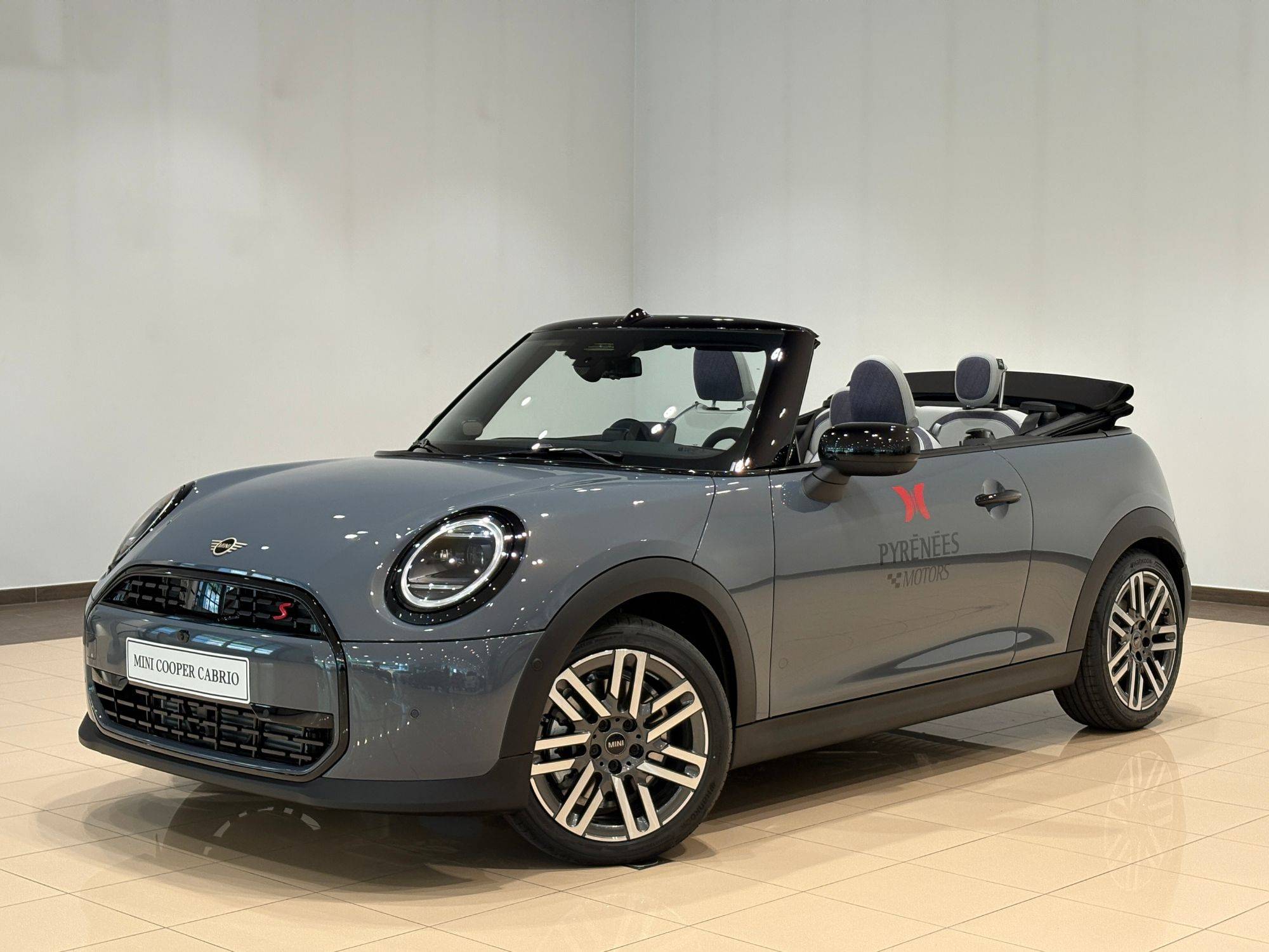 MINI Cooper S Cabrio 