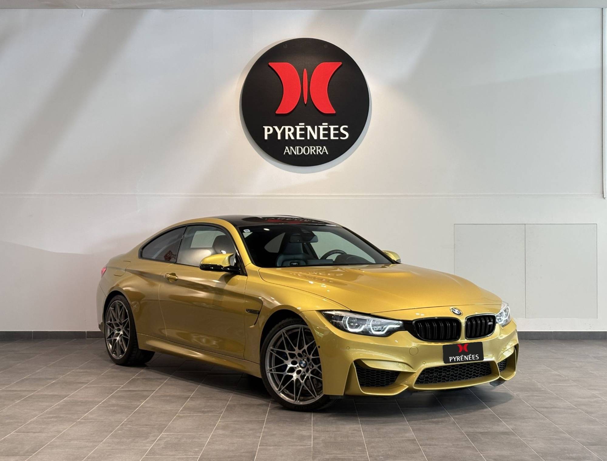 BMW M4 