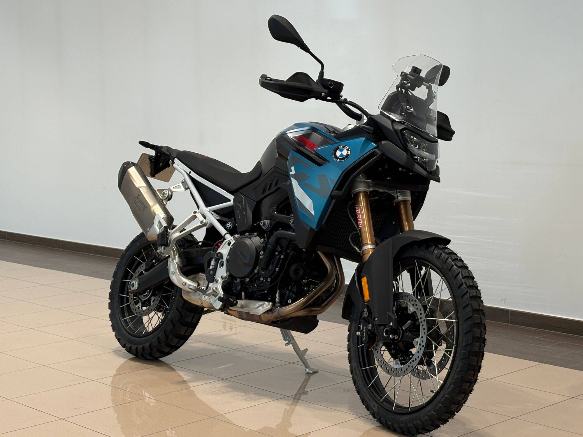BMW F900 GS 