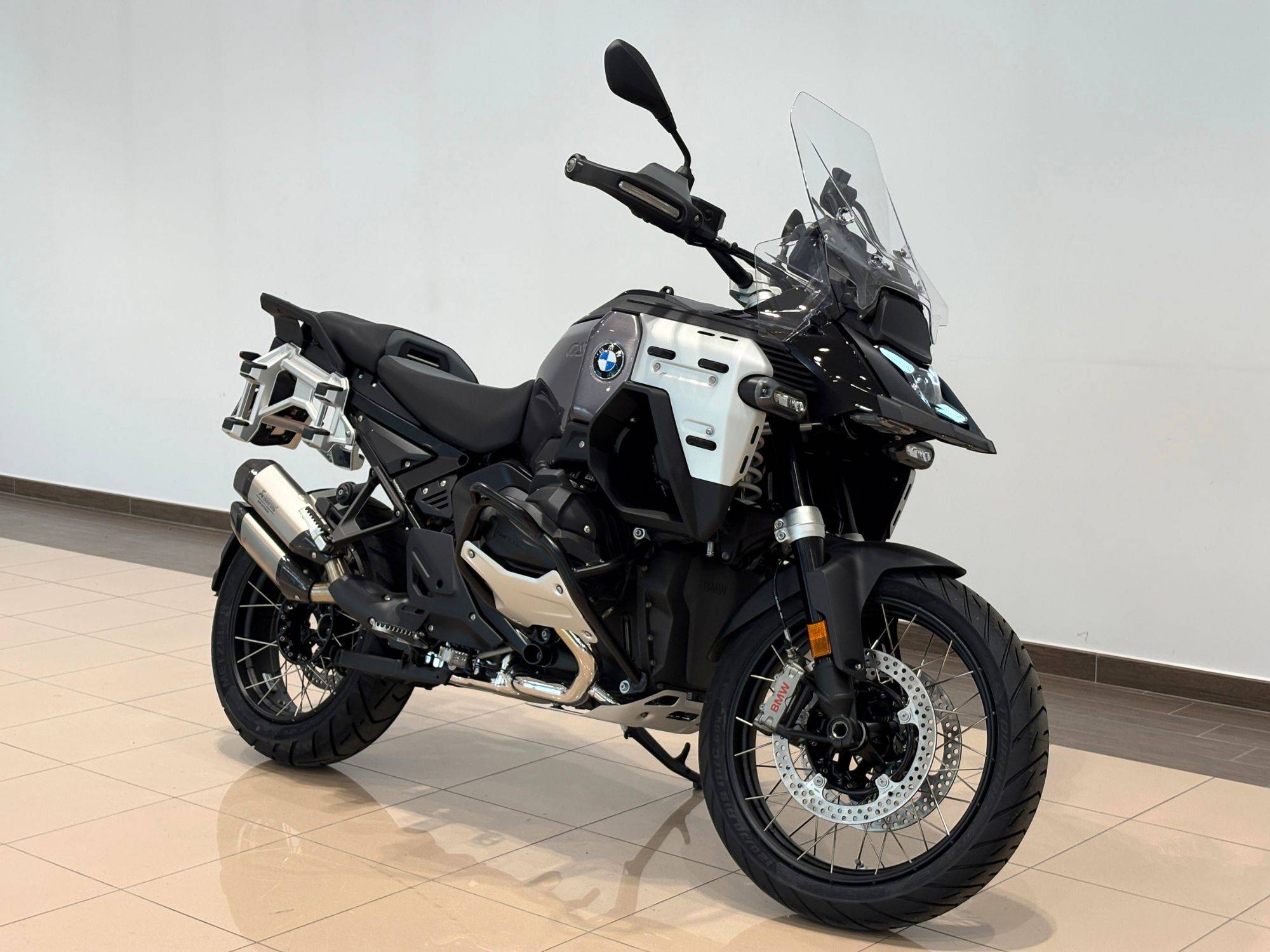 BMW R1300 GS Triple Black