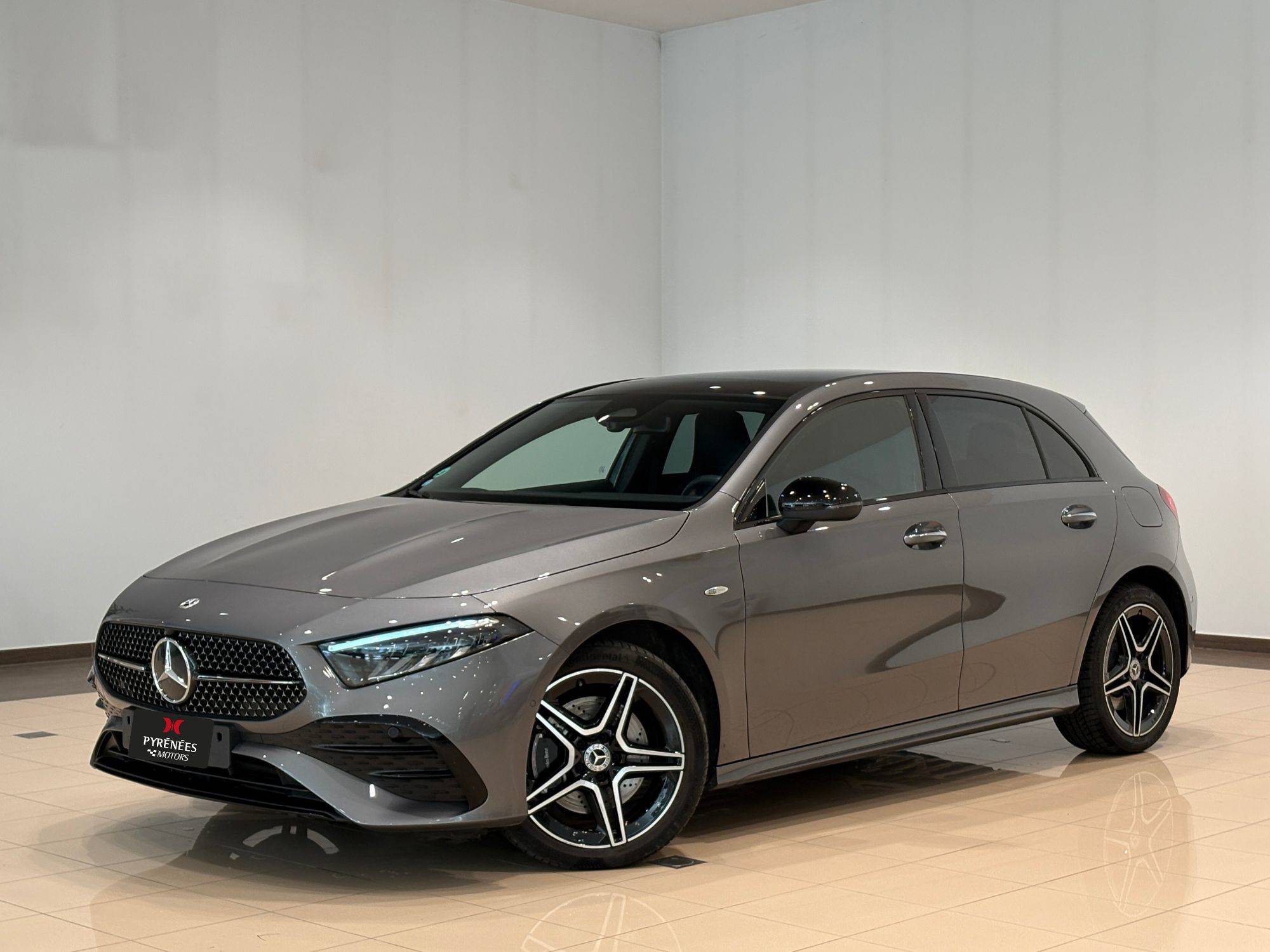 Mercedes-Benz A 250e 
