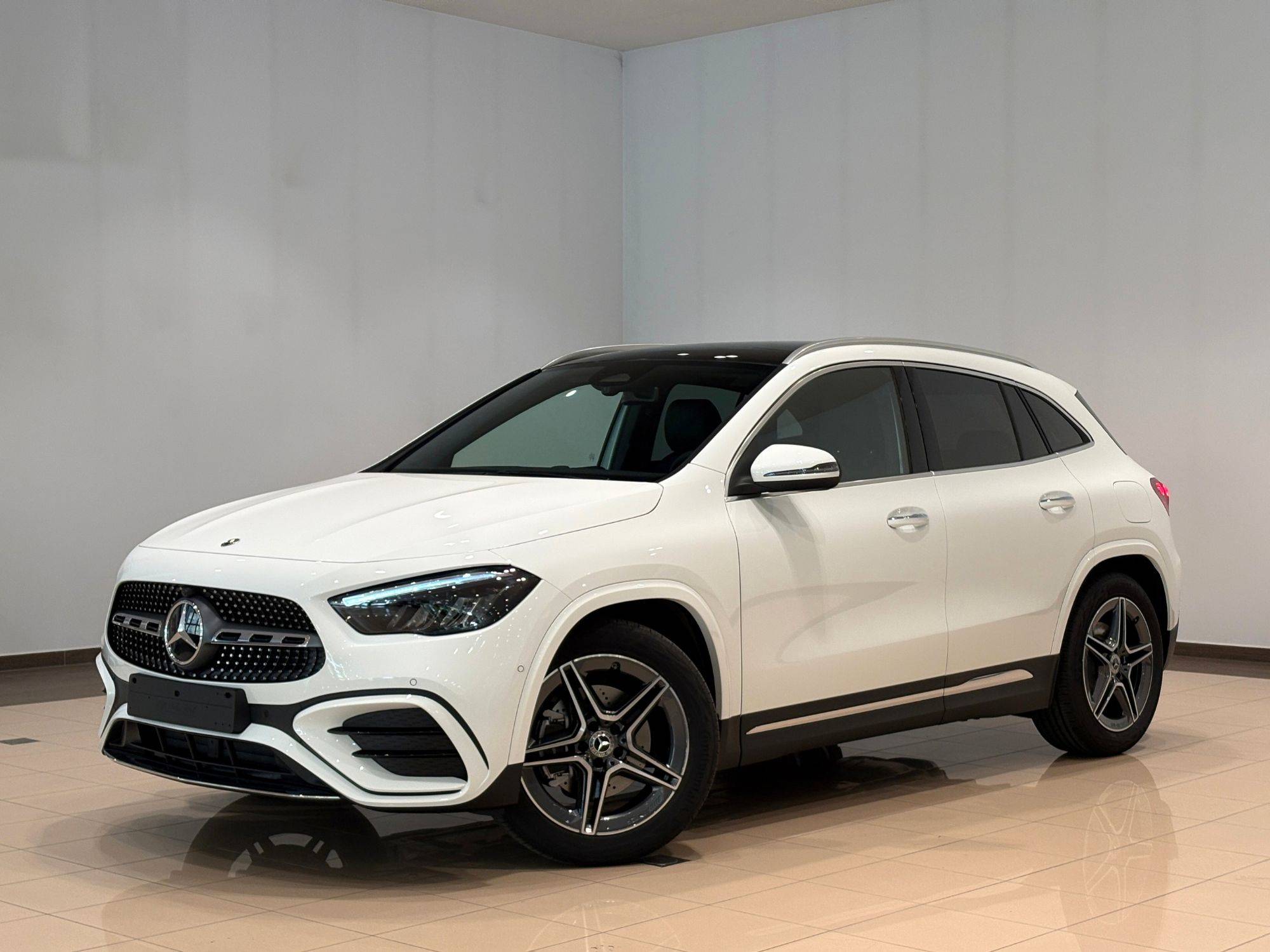 Mercedes-Benz GLA 220D 4Matic