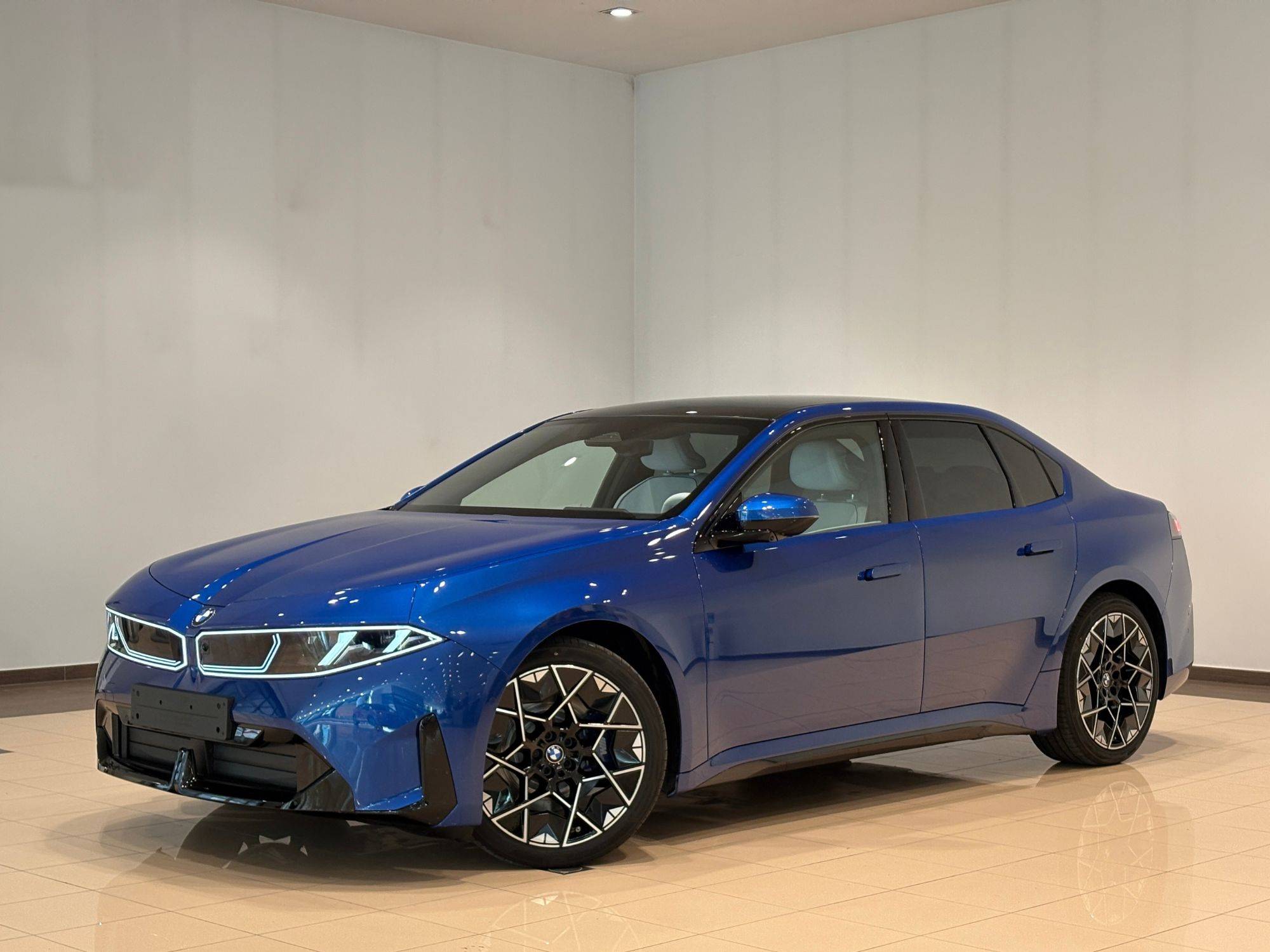 BMW i3 50 xDrive Berlina